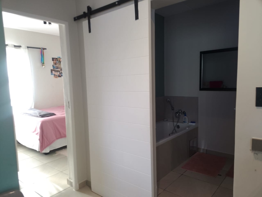 2 Bedroom Property for Sale in Belhar Western Cape